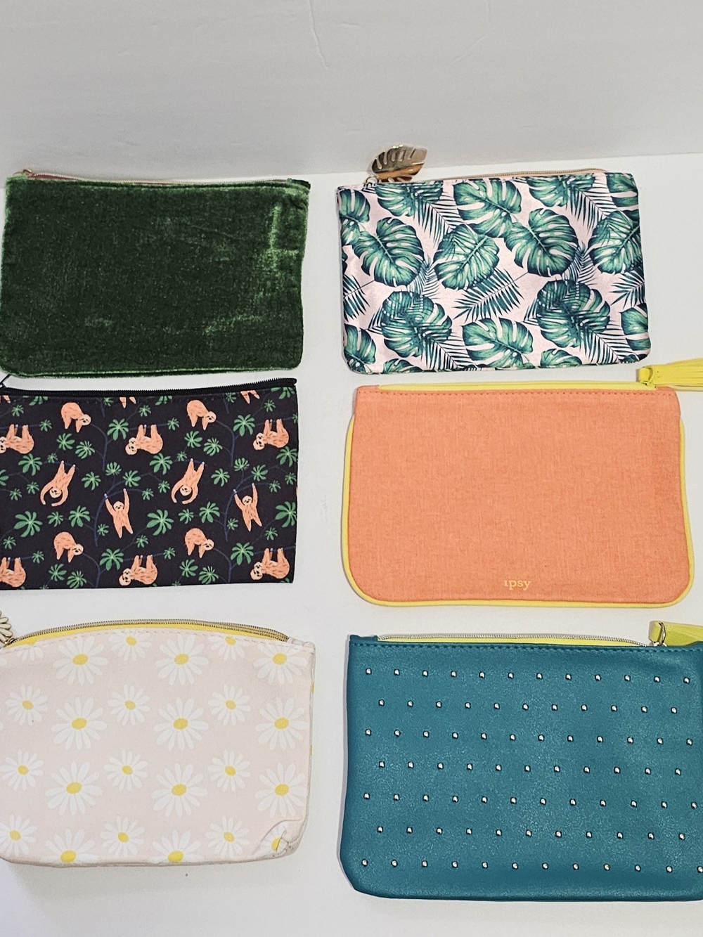 Ipsy Lot of 6 Multicolor Zipper Makeup Bags Cosmetic Pouches Assorted